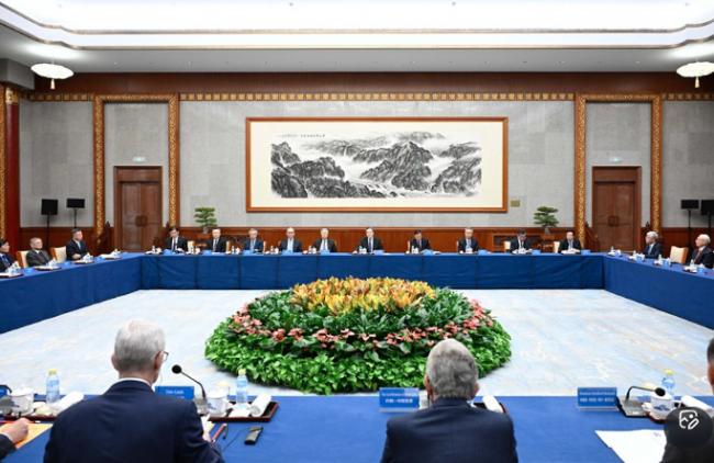 王岐山被软禁传言遭证实!他们威胁退出委员会 王岐山被软禁传言遭证实!他们威胁退出委员会